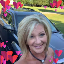 We're starting to celebrate a little early, but in honor of reaching the 1  Million Presenter milestone, the next 1 Million orders will receive FREE  SHIPPING. Some exclusions apply. Start shopping here: