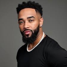 Pete Deville's Instagram, Twitter & Facebook