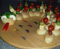 Partyschlange Rezept Fingerfood Kinder Kindergeburtstag Essen Kita Kindergeburtstag Essen