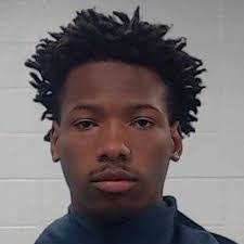 Lakeisha Holmes's Instagram, Twitter & Facebook