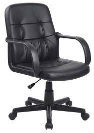 Asiento y respaldo tapizados en color. Cadeira De Escritorio Profissional Aldo Preto Conforama