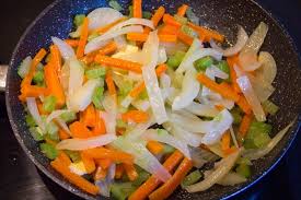 Bourride De Lotte Et Ses Petits Legumes Basse Temperature Les Gourmantissimes Bourride De Lotte Cauchemar En Cuisine Legumes