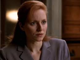 The actress who plays Judge/Attorney Elena Barth was ADA Kathleen Eastman  in S1 : r/SVU