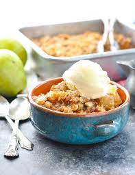 This Easy Pear Crisp Is A Perfect Fall Dessert Recipe Dessert Recipes Easy Thanksgiving Dinner Pear Recipes Pear Recipes Easy Pear Crisp Pear Recipes