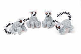 We offer quality styles at the best price and in a sustainable way. Knitted Safari Book Review Lemur Pattern Underground Crafter
