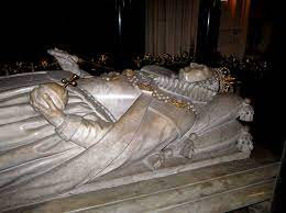 The initial plans were made by the italian sculptor pietro torrigiano, the same man who designed the tomb for henry's parents henry viiand elizabeth of york. Graves Tombs Reign Of Queen Elizabeth I Page 1