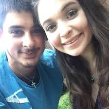 lauraaa ray💋 (staystronglove8)