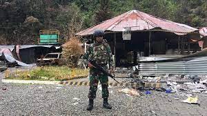 Tak gentar pasukan setan tni, kkb melawan mengaku punya pasukan surgawi: Jokowi Ke Papua Dan Bayang Ketakutan Warga Pada Tni Opm