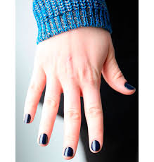 Ver más ideas sobre uñas color azul, manicura de uñas, uñas. Manicura En Color Azul Oscuro Casi Negro Bellezapura