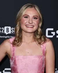 Debra Stipe's Instagram, Twitter & Facebook