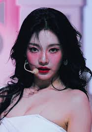 me leaving this app cause umg and tiktok can’t kiss and make up 😒  #sseragrp #ningning #aespa #kpop #kpopfyp #cntrlzc