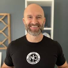 Robin Lipscomb's Instagram, Twitter & Facebook