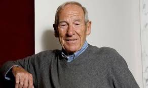 Auf eine große geste folgt die nächste. Bert Trautmann Manchester City Goalkeeper October 22 1923 July 19 2013 Aged 89 Uk News Express Co Uk