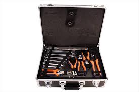 A 30€ je l'ai prise et peut la comparer. Malette A Outils De Mecanicien 130 Pieces Dexter Leroy Merlin