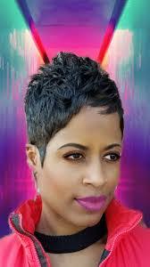 Donna Ealy's Instagram, Twitter & Facebook