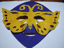 Performance Task in Arts Name: Zyrene Sophia Danganan Teacher: Mrs. Eloisa  De Vera