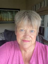 Just some Christmas lights & displays around the park 🎄