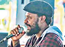 Warren takes after uncles in music