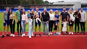 Brødrene trenes av sin far gjert ingebrigtsen. Team Ingebrigtsen Family Official Videos Future Baby Motivation