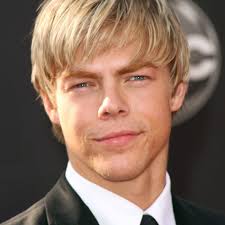 Picture Gallery Of Men S Hairstyles Medium Length