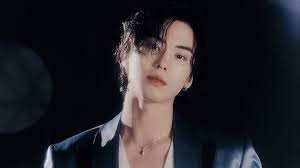 Putus Kontrak, Rocky Keluar dari ASTRO dan Fantagio