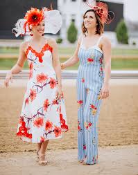 What To Wear To The Kentucky Derby The Hat Girls Derby Style Hat Tips However, the atl stunner was missing an important part of her race getup: what to wear to the kentucky derby the