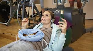 Auch funktioniert die retoure bei amazon weitaus freier und sie brauchen nicht noch einmal in richtung shop fahren. Video Knallerfraumartina Hill Begeistert Alle