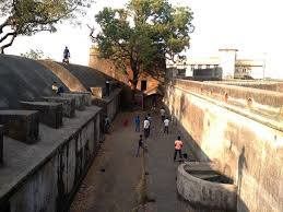 These forgotten forts in Mumbai are ...