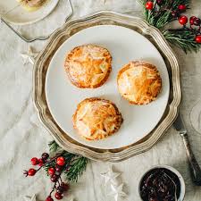 Savourer & profiter venez vous détendre autour d'un le problème de toiture étant impossible à résoudre, nous avons opté pour une solution à l'amiable avec notre bailleur. Idees De Feuilletes De Noel Parfaits Pour L Apero Elle