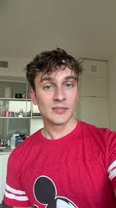 Taylor Tanner's Instagram, Twitter & Facebook