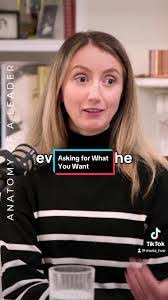 Heather Linton's Instagram, Twitter & Facebook