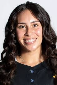 Alyssa Rue's Instagram, Twitter & Facebook