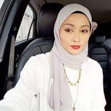 Kelahiran miri, sarawak pada 19 jun 1987. Biodata Faye Kusairi Yang Meletop Selepas Drama Istikharah Cinta Azhan Co