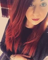 Whether you want to make a bold statement or enjoy an understated style, dark brown hair looks amazing with highlights of any kind. What Colour Should A Ginger Hair Girl Dip Dye Her Hair In A Natural Colour Quora