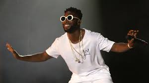 Verse 22, was released via aftershock records in 2005, as a free mixtape. Tinie Tempah Pulls Out Of Mobo Performance Because Of Music Industry Politics Bbc News