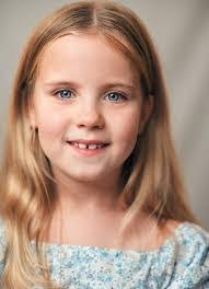 Molly Cartwright's Instagram, Twitter & Facebook