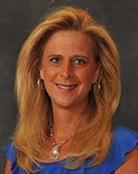 Kelly Stobbe's Instagram, Twitter & Facebook