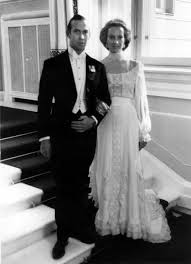 Prince Michael Of Kent With New Bride Princess Michael Of Kent Nee Baroness Marie Christine Von Reibnitz Royal Wedding Gowns Royal Wedding Dress Royal Brides