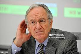 826 Senator Harkin Photos & High Res Pictures