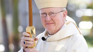 RELIGION: Obispo Vann del condado de Orange atrapado en el tema resbaladizo  de inmigración