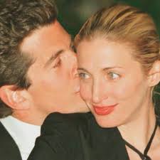 Carolyn Bessette-Kennedy Biographer Gives Insight Into Her Relationship  With John F. Kennedy Jr. (Exclusive)