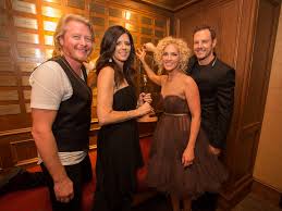 It was opry member and friend reba mcentire who invited little big town to join the grand ole opry in 2014. Country Quartet Little Big Town Finds Fun In Being A Foursome Wutc