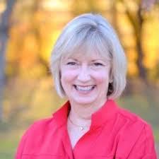 Danielle Mccown's Instagram, Twitter & Facebook