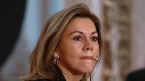 Cospedal, a Villarejo: 'Lo de la libretita (de Bárcenas)... sería mejor  poderlo parar'