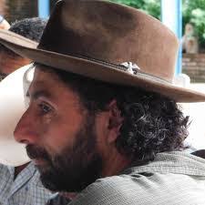 Carlos Esquivel's Instagram, Twitter & Facebook