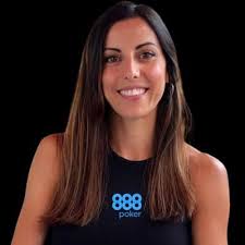 Lucia Navarro Poker (@lucia13Navarro)