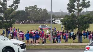10 injured after car crashes into crowd of rugby fans lining street in Australia; driver arrested - ABC News - Breaking News, Latest News and Videos