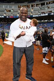 Simone biles and the very serious problem with the 'twisties'. Shaq And Lil Judge Judy Are My New Favorite Platonic Couple Judge Judy Tall Guys Shaq