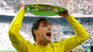 Stekelenburg играет с 2020 в аякс амстердам (аякс). Stekelenburg Twitter Search