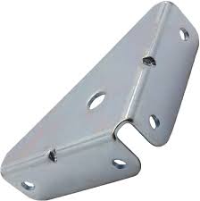 These heavy duty steel pryamid brackets are perfect for any use from use with railway sleepers , creating decking, building wooden packing boxes or any use where decoration is required. 10x Heavy Duty Corner Brackets Angle Braces Steel Repair Fixing Joining Flanges Amazon Co Uk Diy Tools